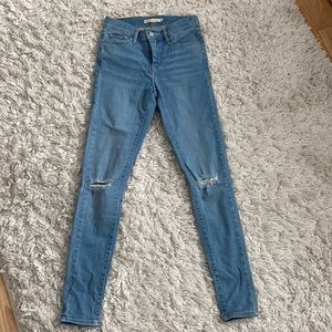 levis ripped skinny jeans